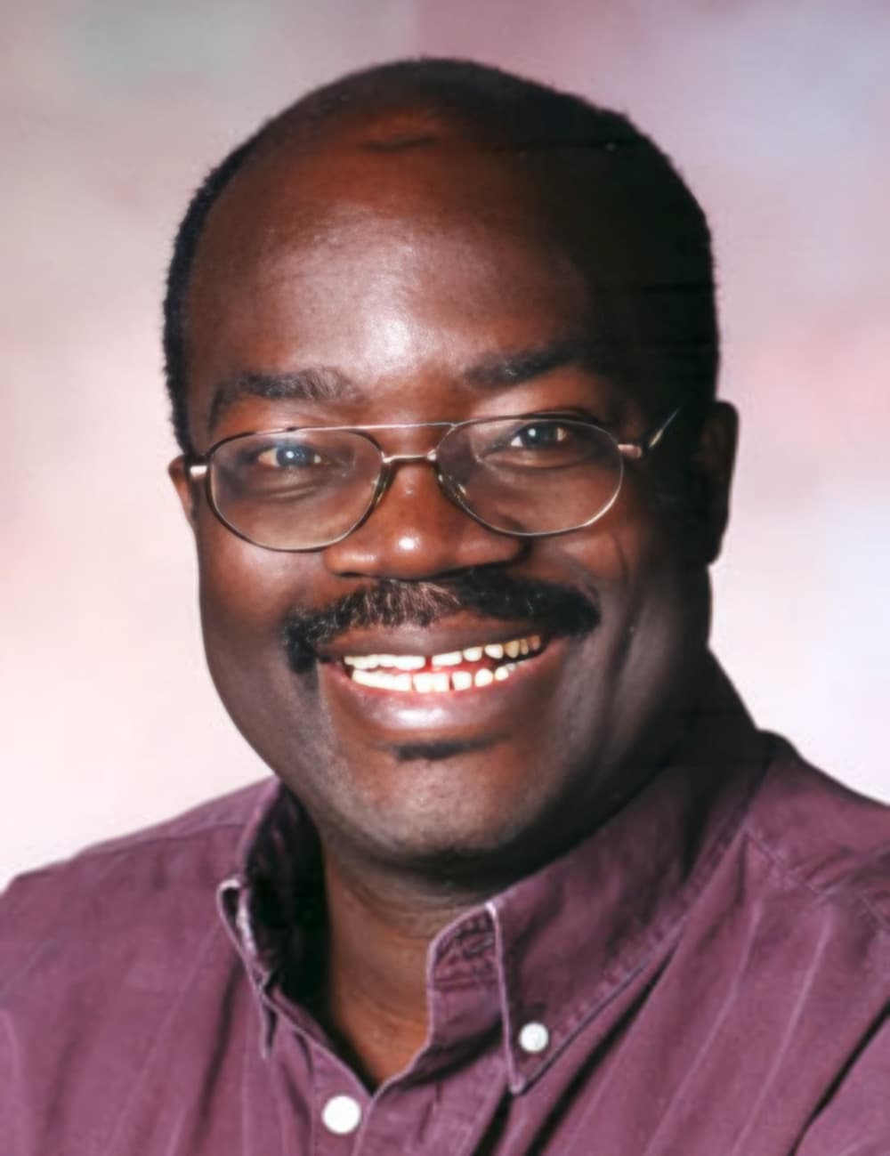 sumaila-portrait.jpg